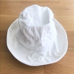 Tommy Hilfiger bucket hat